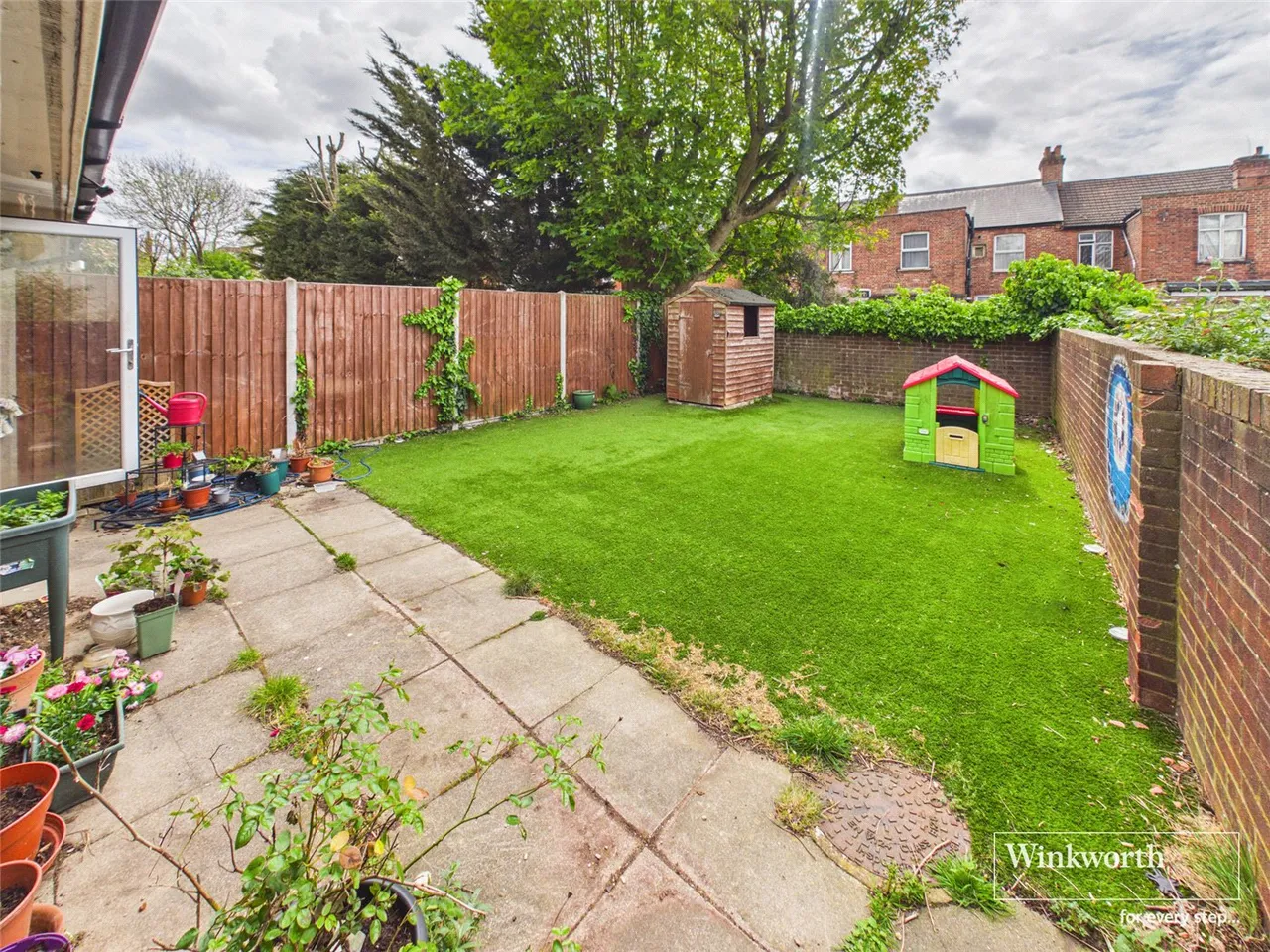 Hollyview Close, Hendon, London, NW4, photo 7