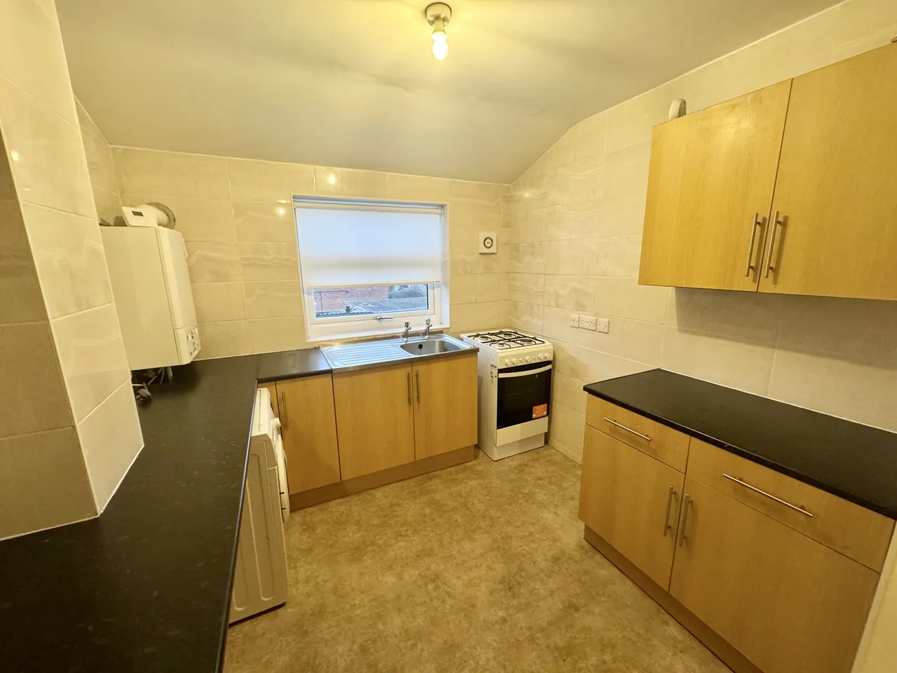 Meadowhead, Sheffield, S8, photo 4