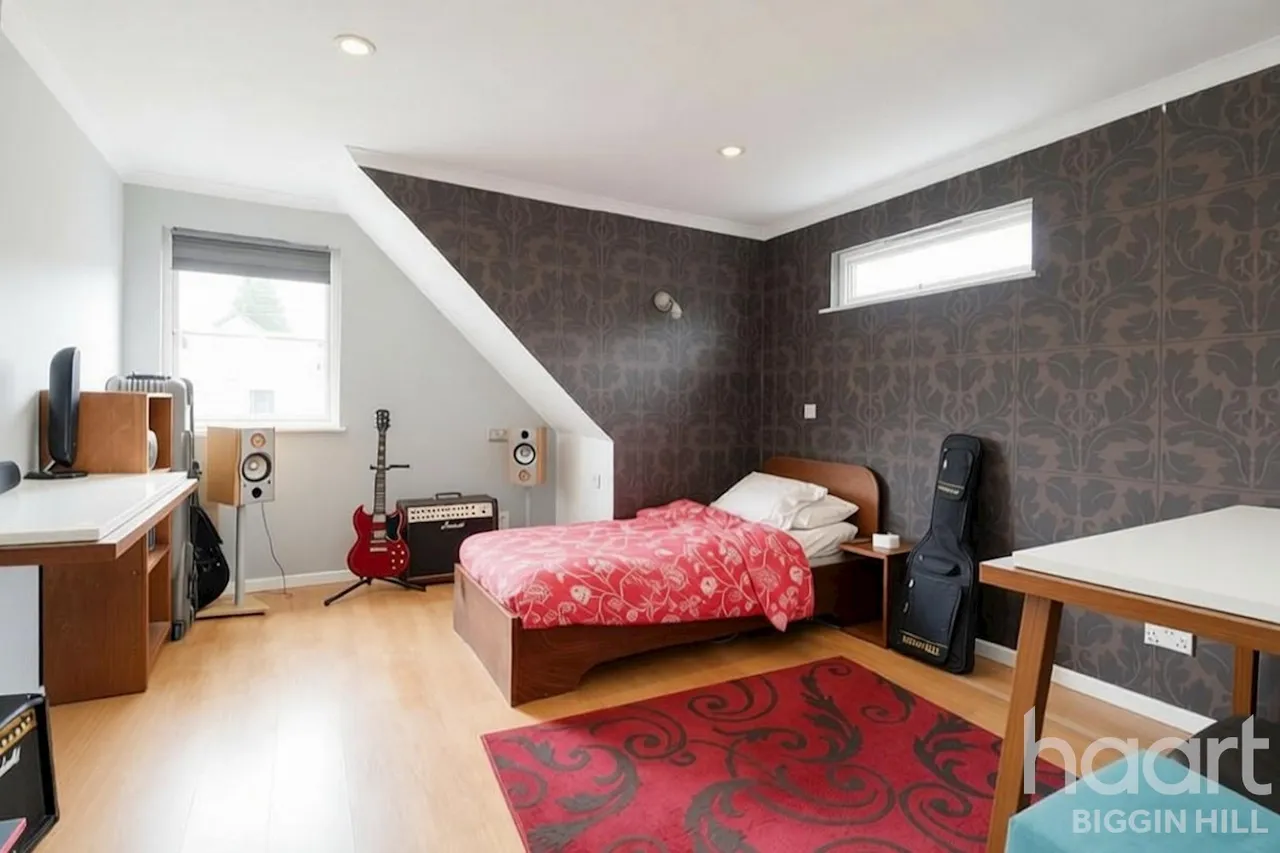 Spinney Way, Cudham, TN14, photo 17