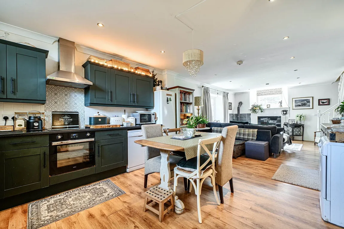 Navarino, North Petherwin, Launceston, Cornwall, PL15 8GW, photo 3