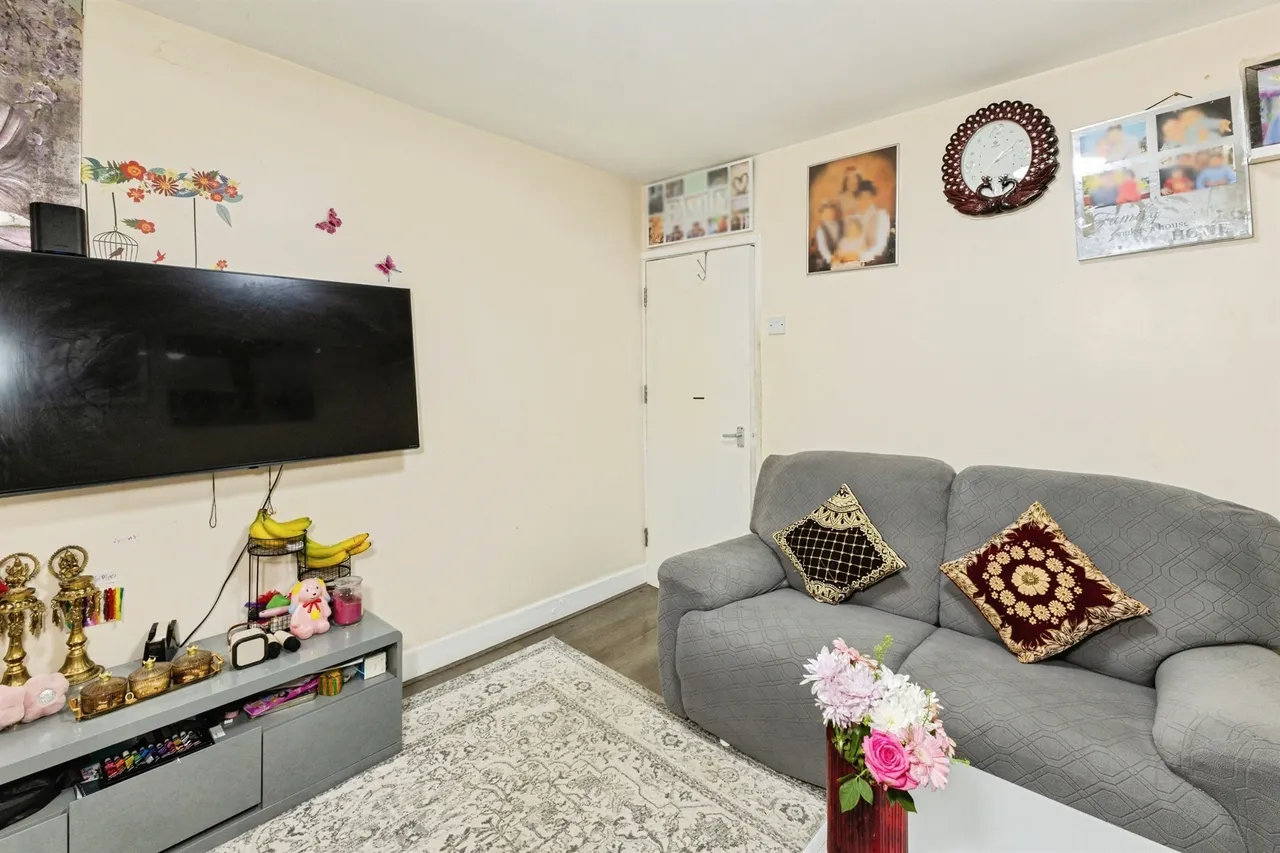 Brighton Road, Reading, RG6, photo 5