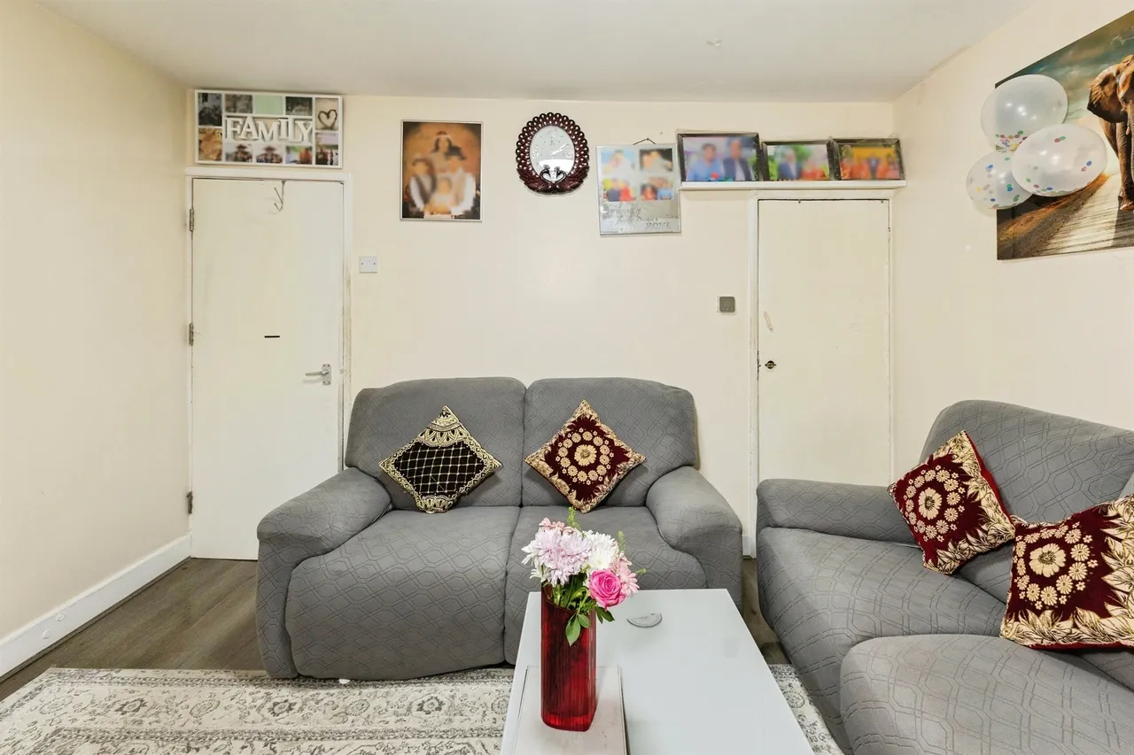 Brighton Road, Reading, RG6, photo 6