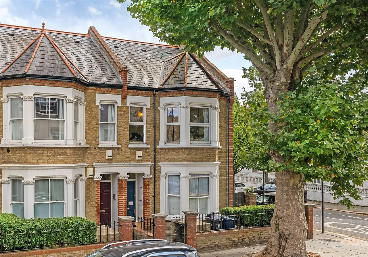 2 bed flat for sale — Acton Lane, London, W4
