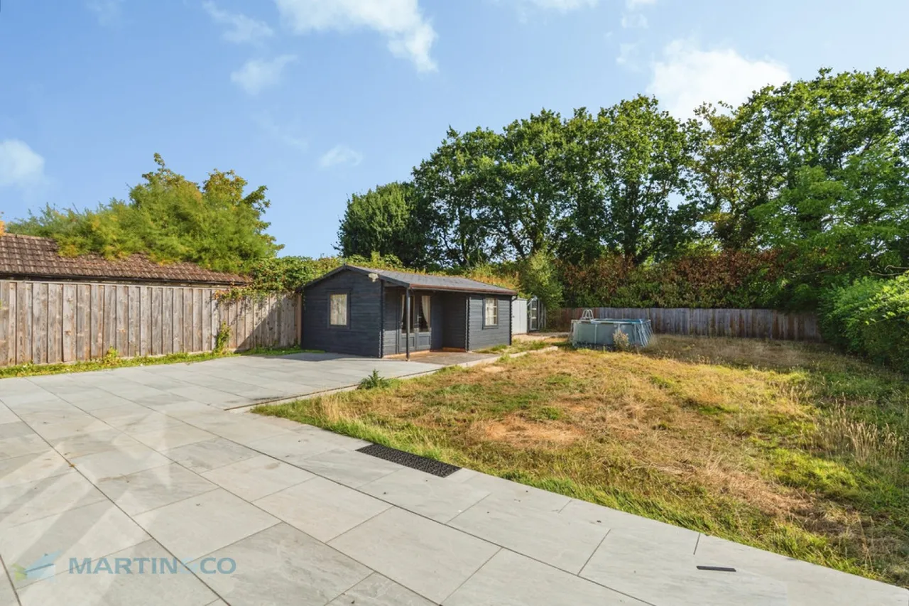 West End, Woking, GU24, photo 15