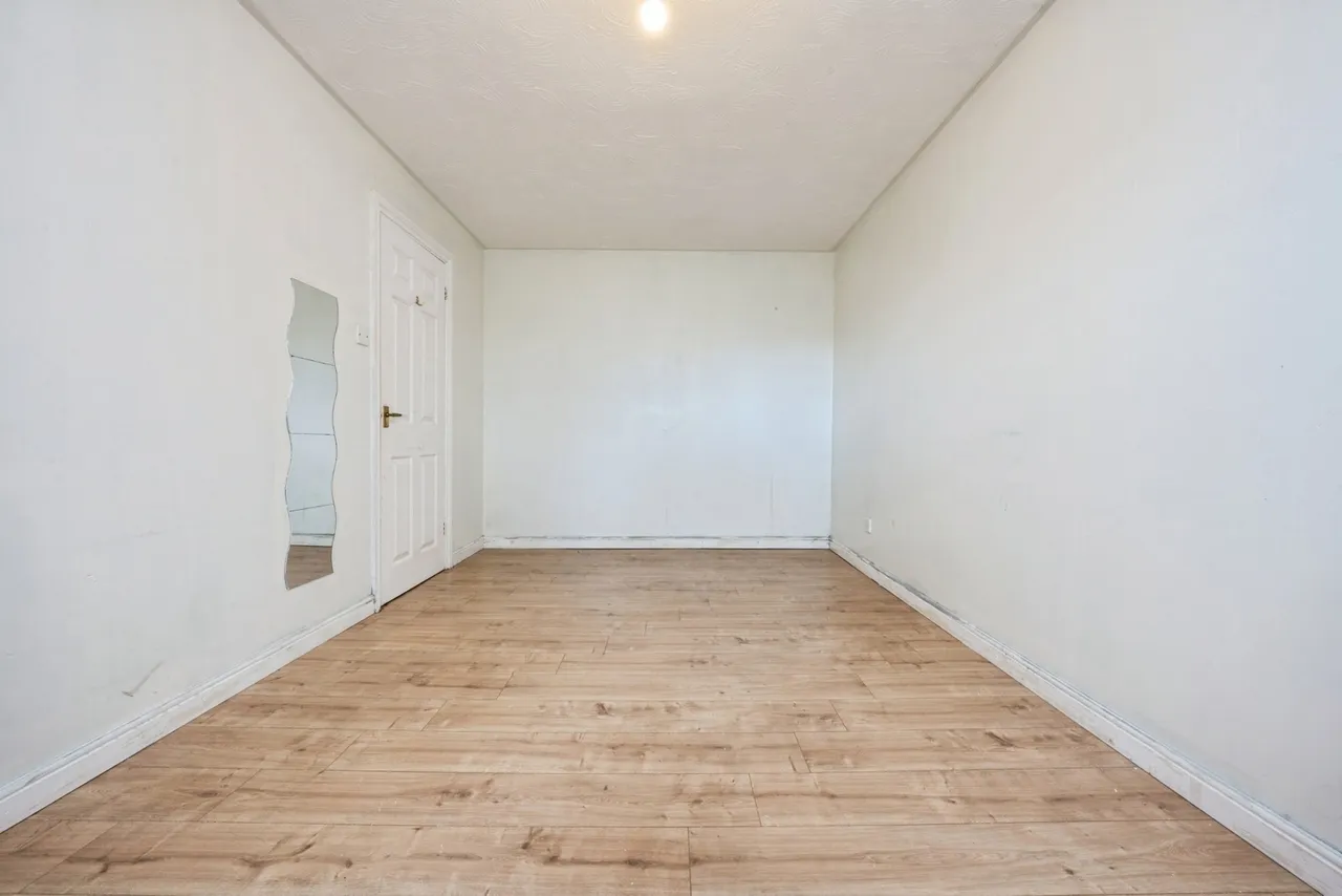Redwood Grove, Bedford, Bedfordshire, MK42, photo 15