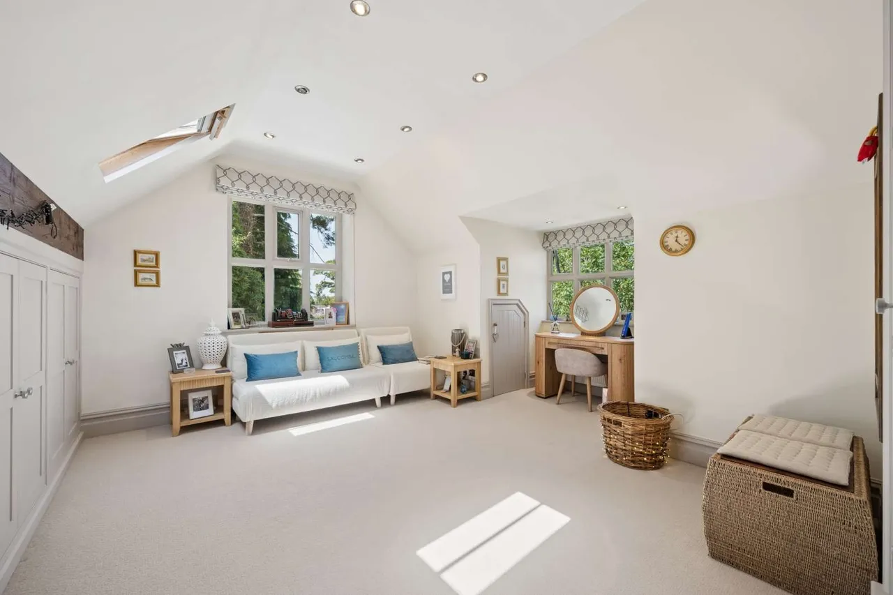 Mottram Road, Alderley Edge, SK9, photo 13