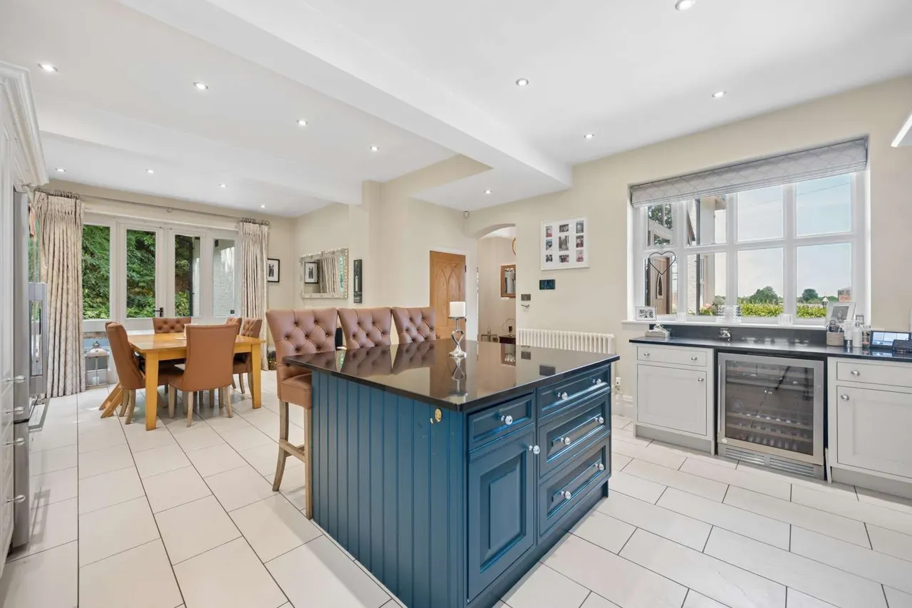 Mottram Road, Alderley Edge, SK9, photo 2