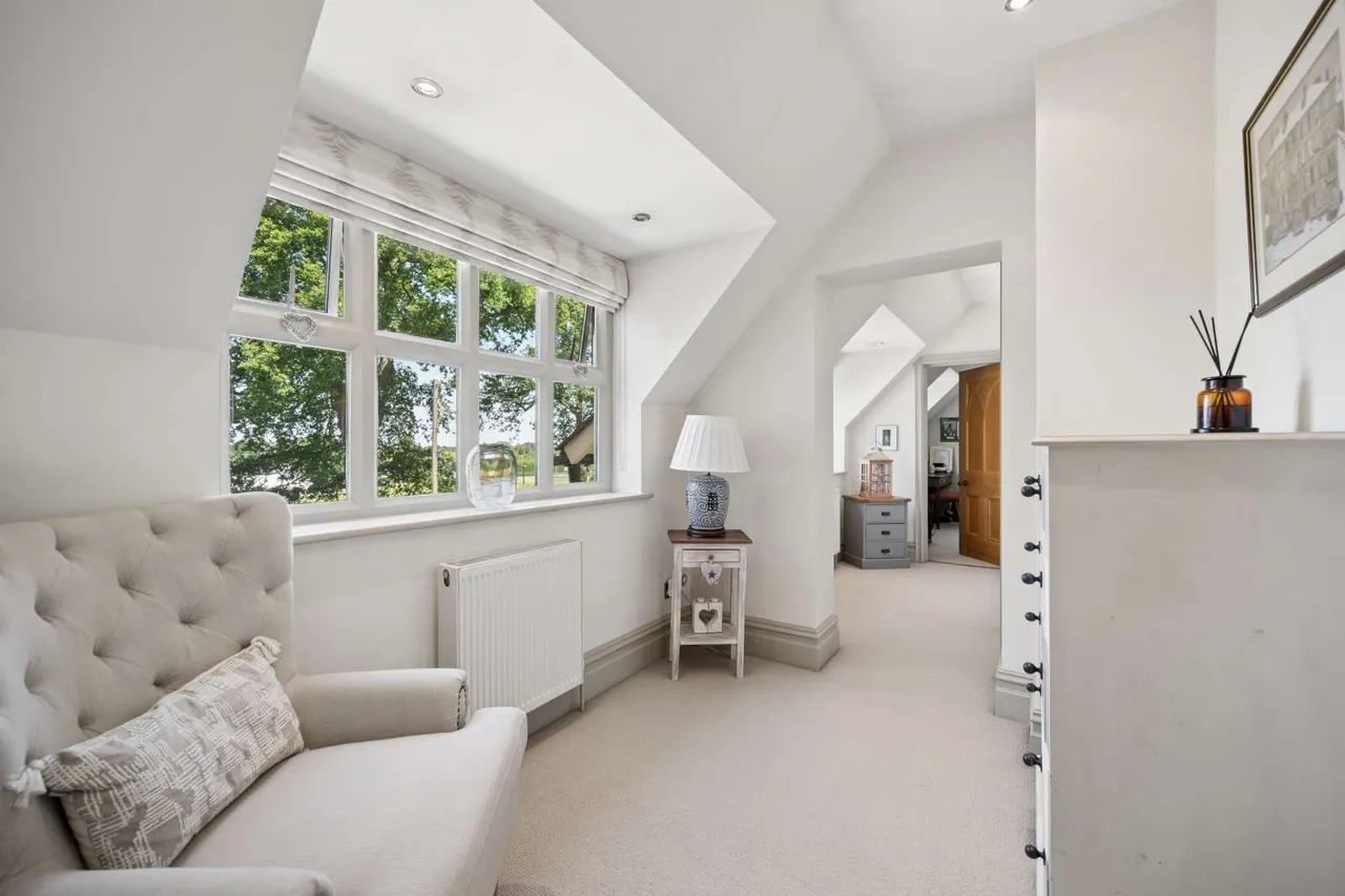 Mottram Road, Alderley Edge, SK9, photo 15