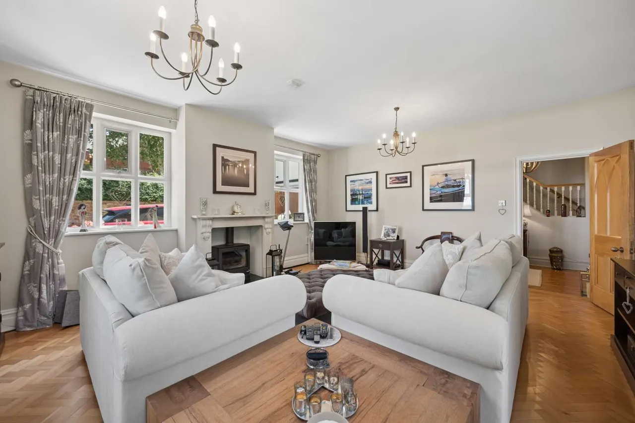 Mottram Road, Alderley Edge, SK9, photo 4