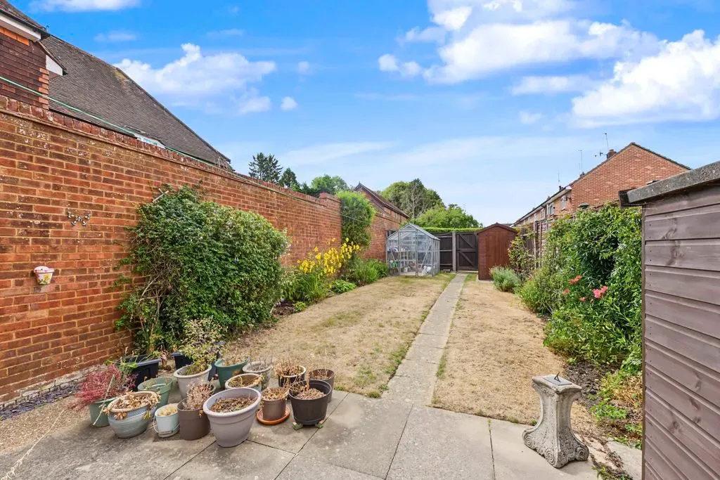 Oak View, Bovingdon, Hemel Hempstead, Hertfordshire, HP3 0GF, photo 4