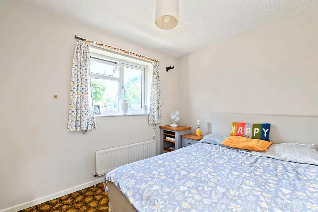 Oak View, Bovingdon, Hemel Hempstead, Hertfordshire, HP3 0GF, photo 6