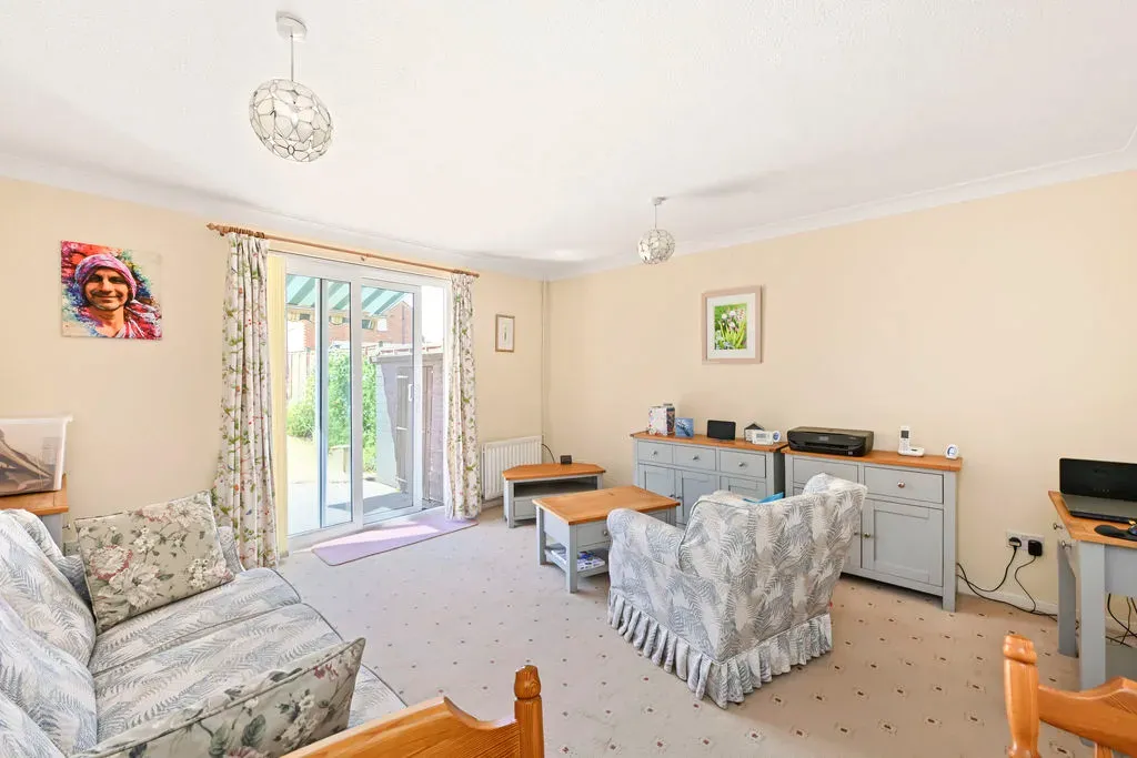 Oak View, Bovingdon, Hemel Hempstead, Hertfordshire, HP3 0GF, photo 11