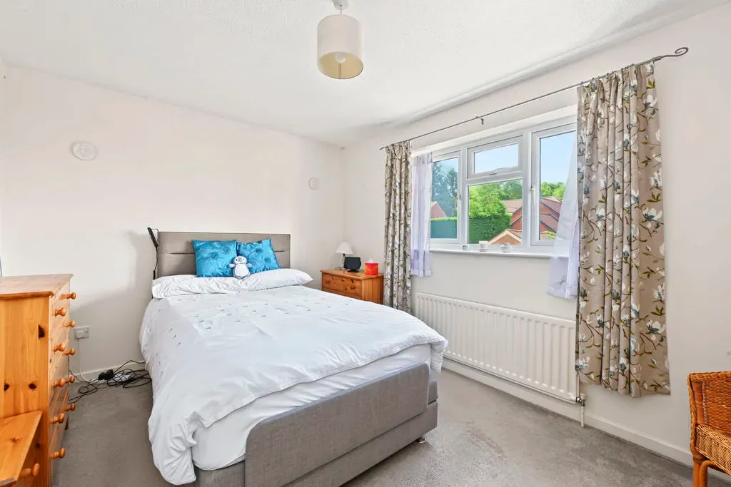 Oak View, Bovingdon, Hemel Hempstead, Hertfordshire, HP3 0GF, photo 5