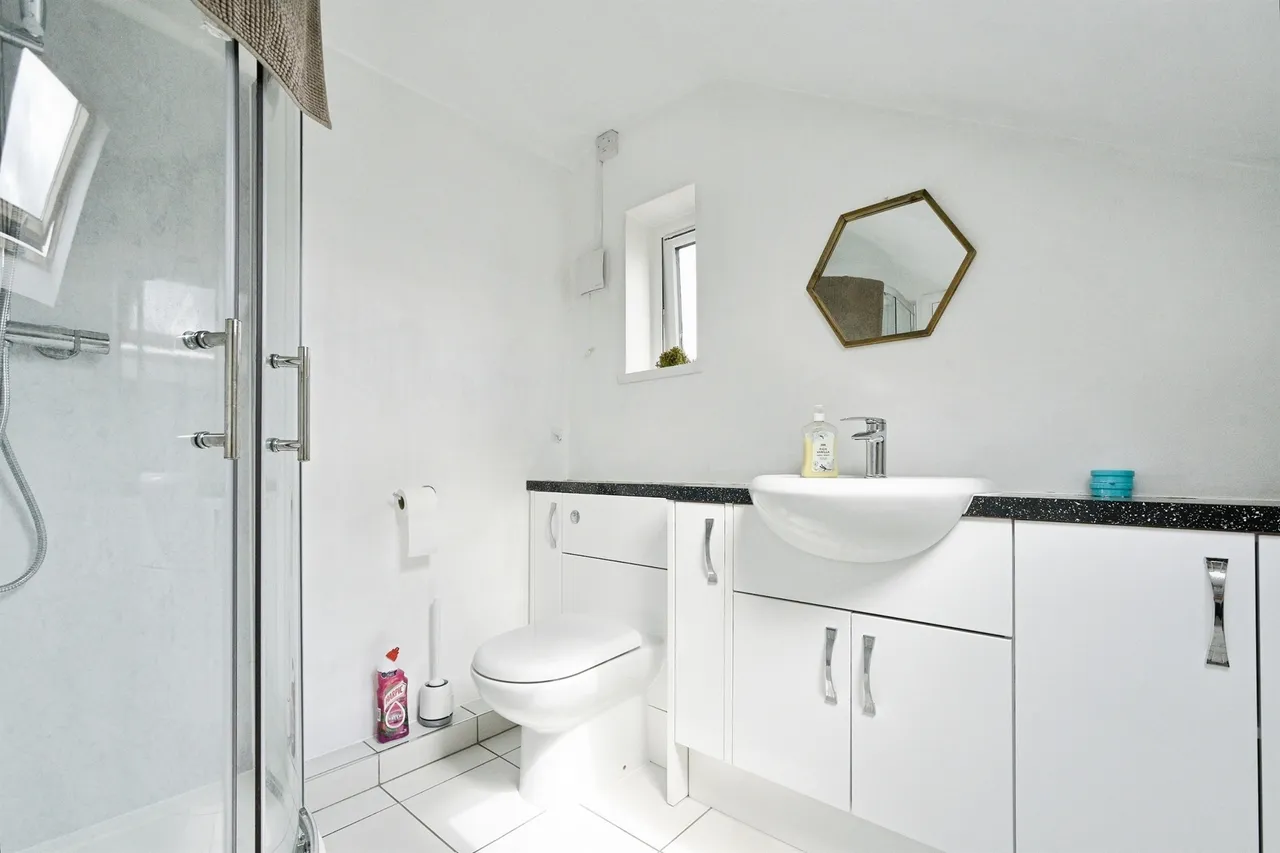 Ashbury Avenue, Swindon, SN3, photo 8