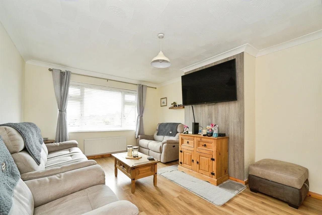 Ashbury Avenue, Swindon, SN3, photo 5