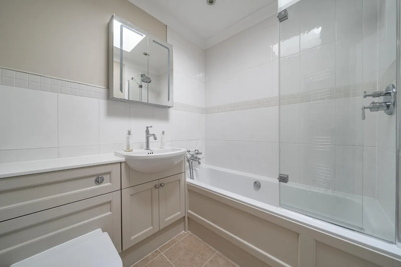 Queens Road, Datchet, photo 9