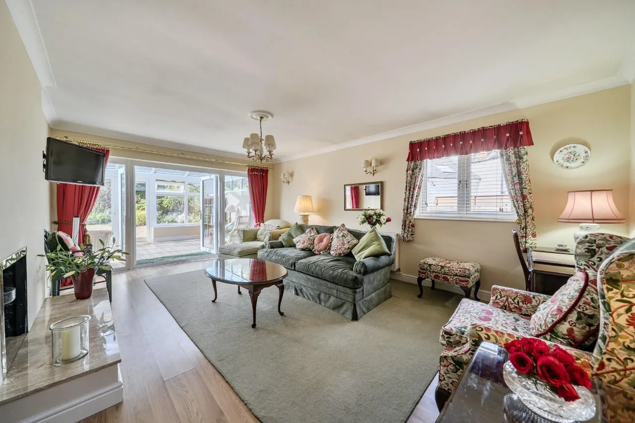 Queens Road, Datchet, photo 7