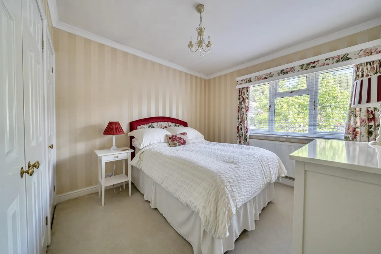 Queens Road, Datchet, photo 11