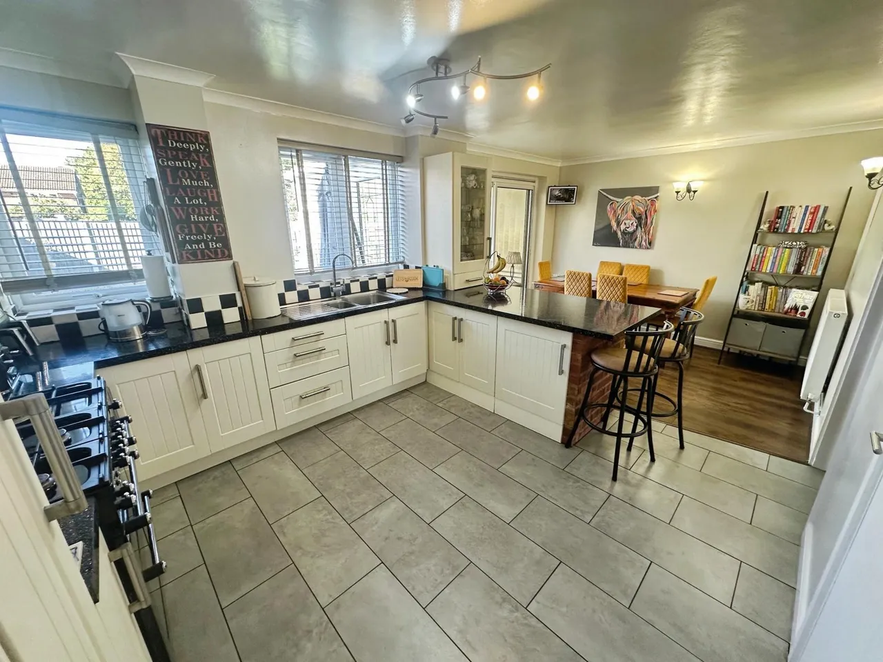 Wychall Drive, Wolverhampton, WV10, photo 9