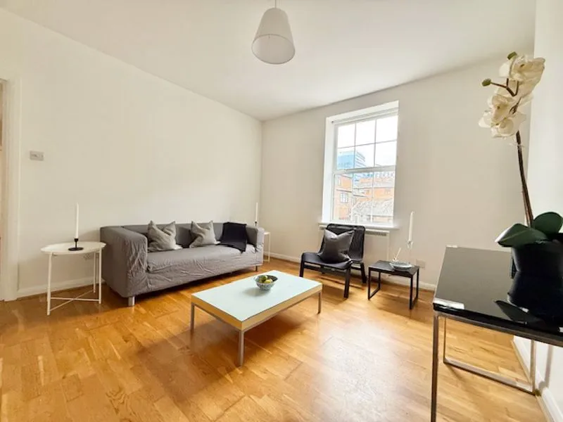 1 bed flat to rent — Goulston Street, London E1 7TS