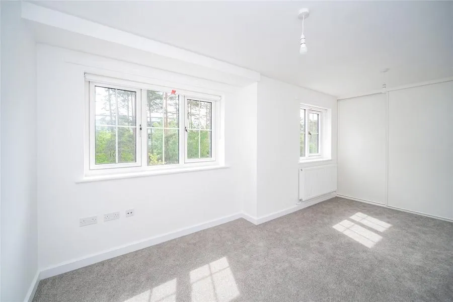 Hailwood Avenue, Crowthorne, RG45, photo 6