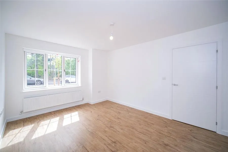 Hailwood Avenue, Crowthorne, RG45, photo 4