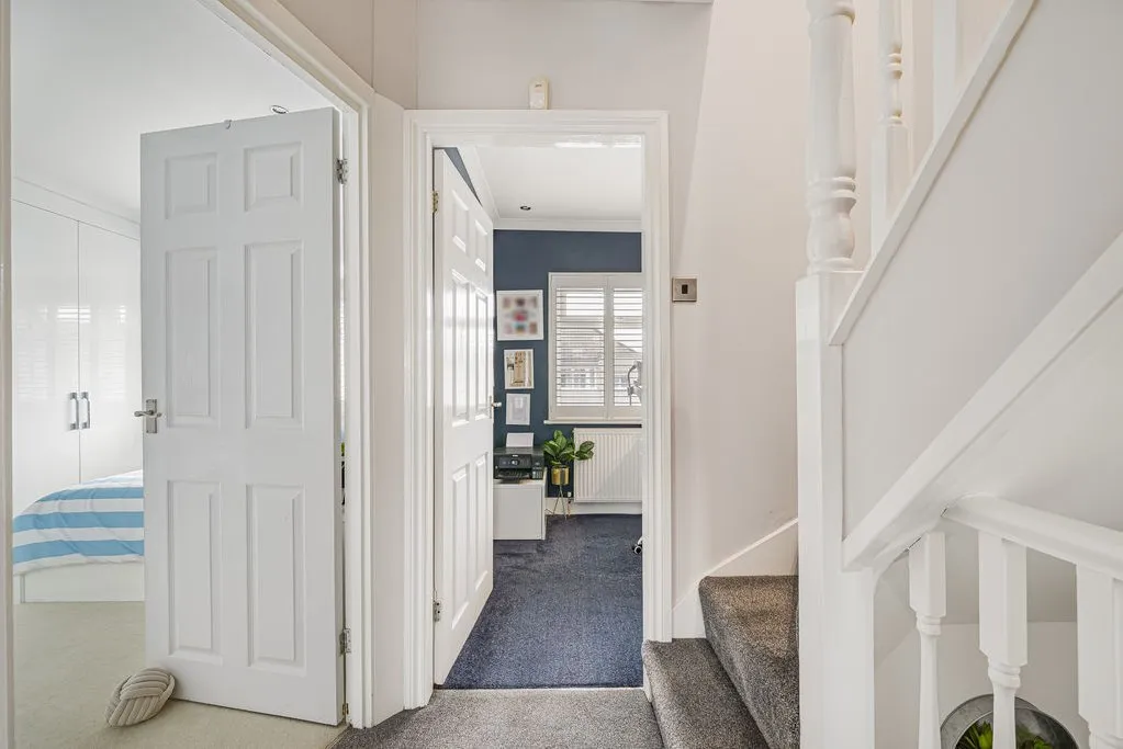 Elsa Road, Welling, DA16, photo 23