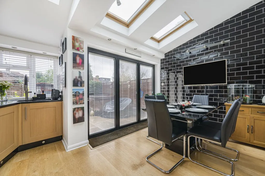 Elsa Road, Welling, DA16, photo 13