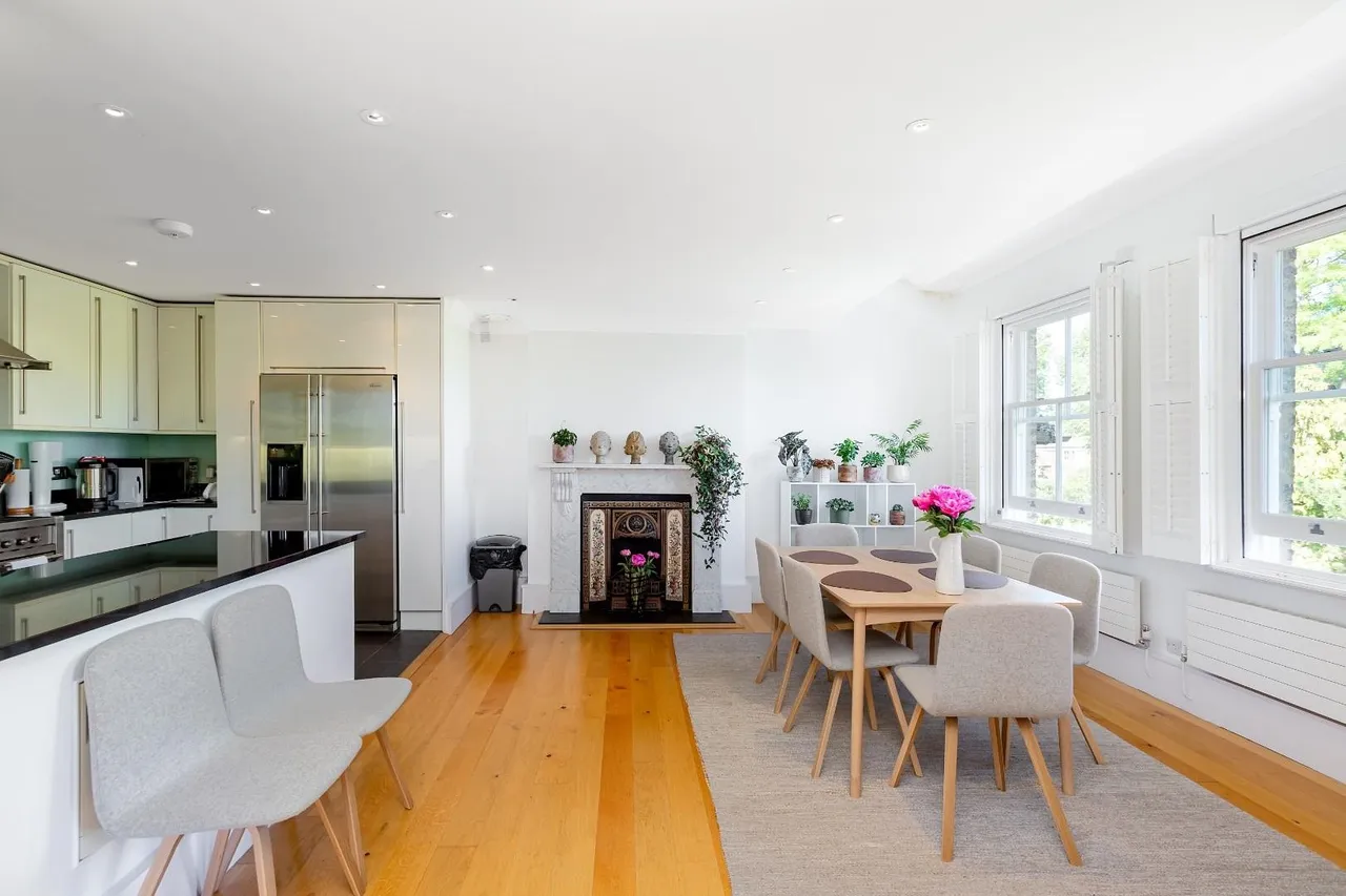 Downside Crescent, Belsize Park, NW3, photo 3