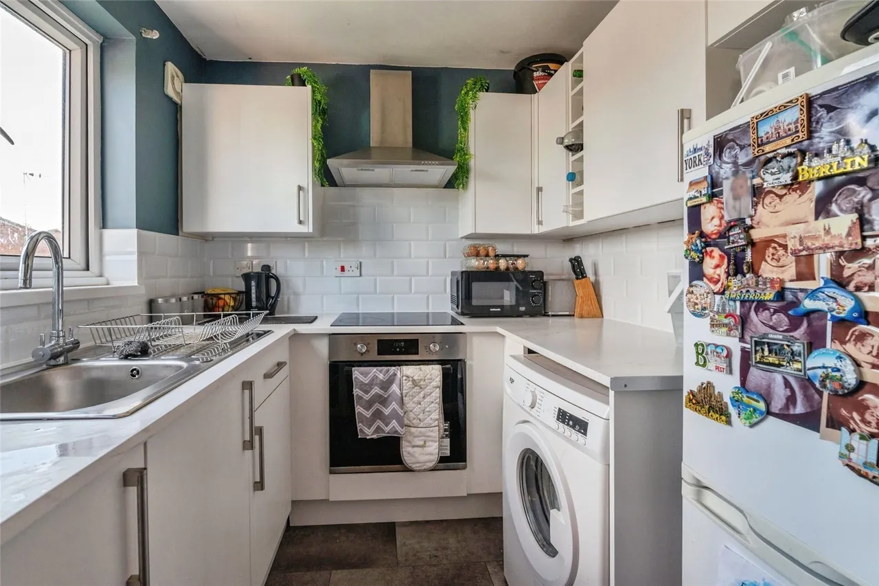 Lesney Gardens, Rochford, Essex, SS4, photo 13