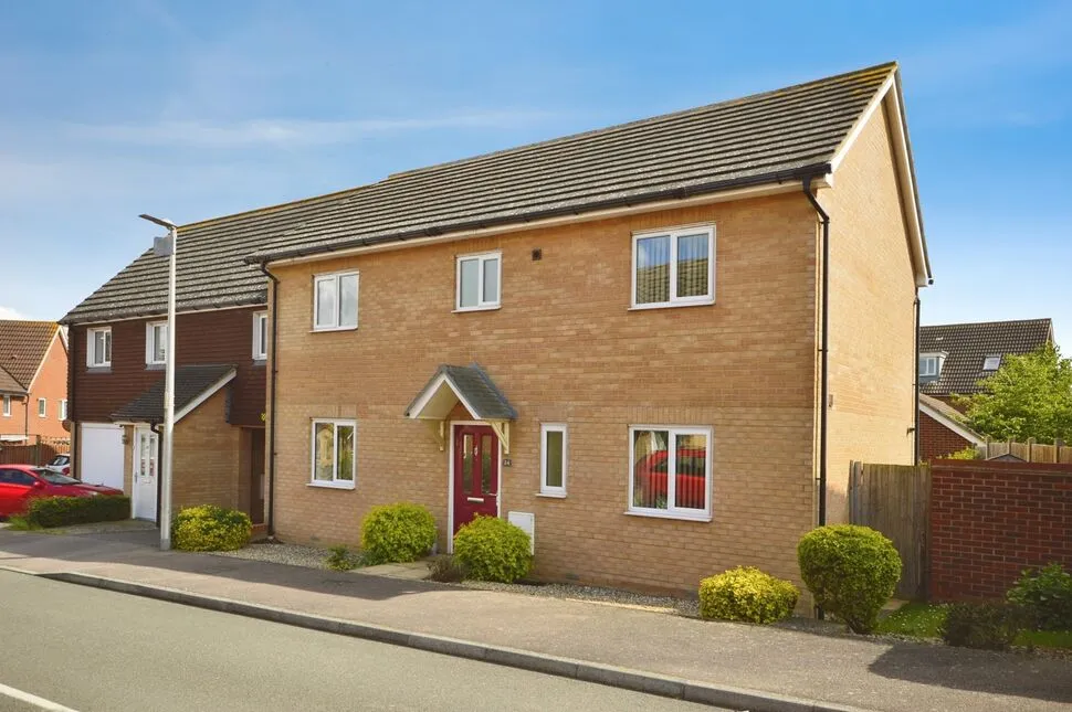 Chorister Crescent, Hoo, Kent, ME3, photo 2