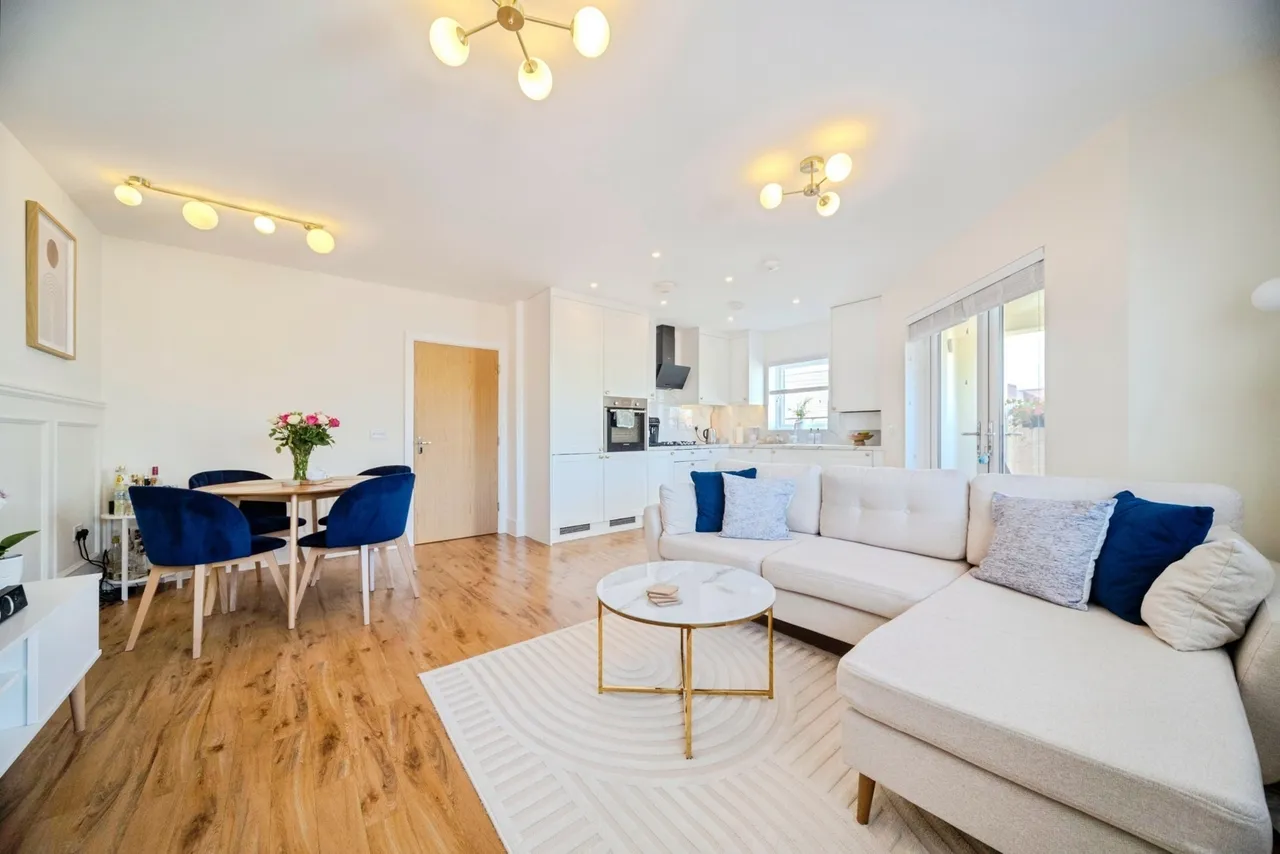 Bowling Green Close, Milton Keynes, MK2, photo 11