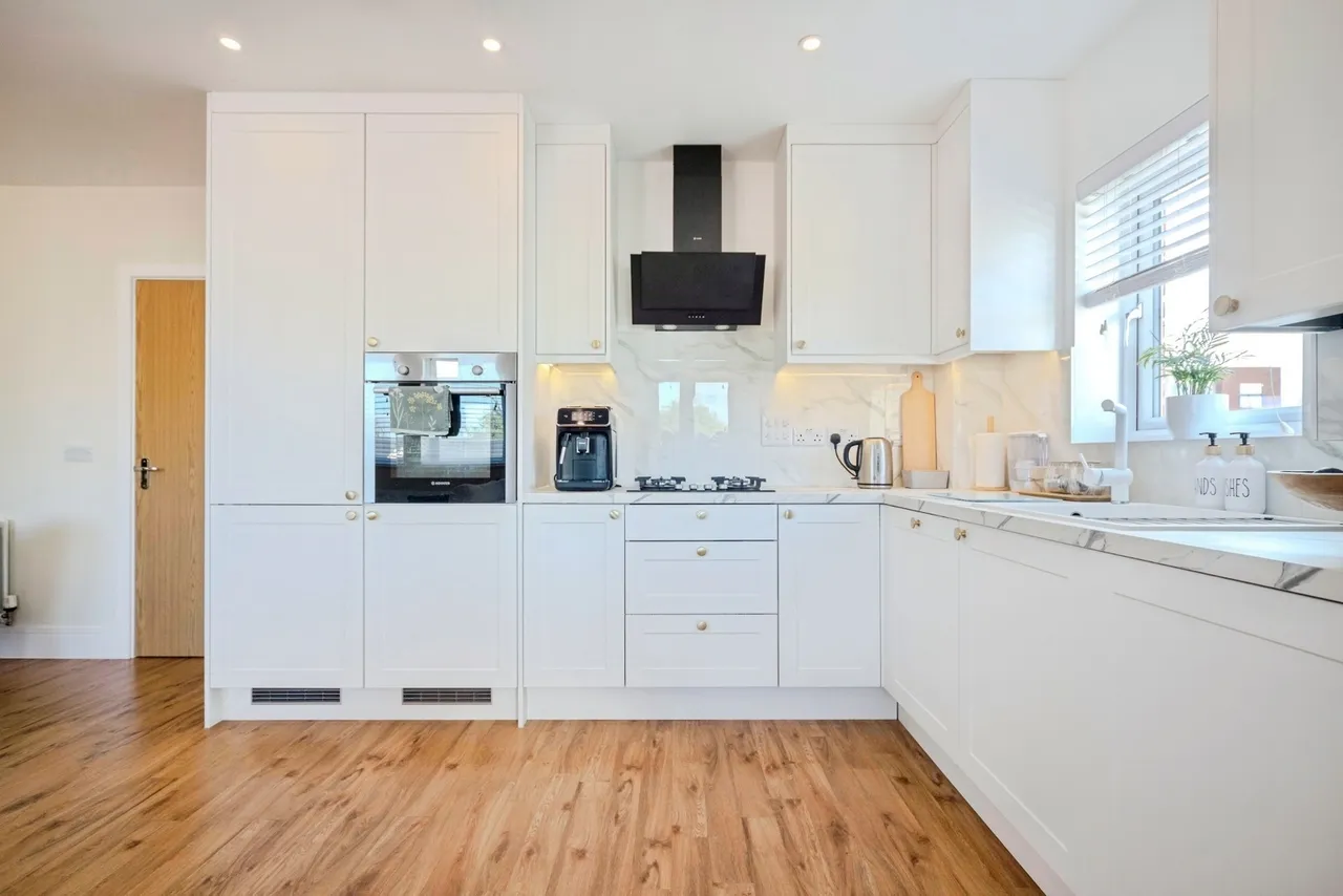 Bowling Green Close, Milton Keynes, MK2, photo 8