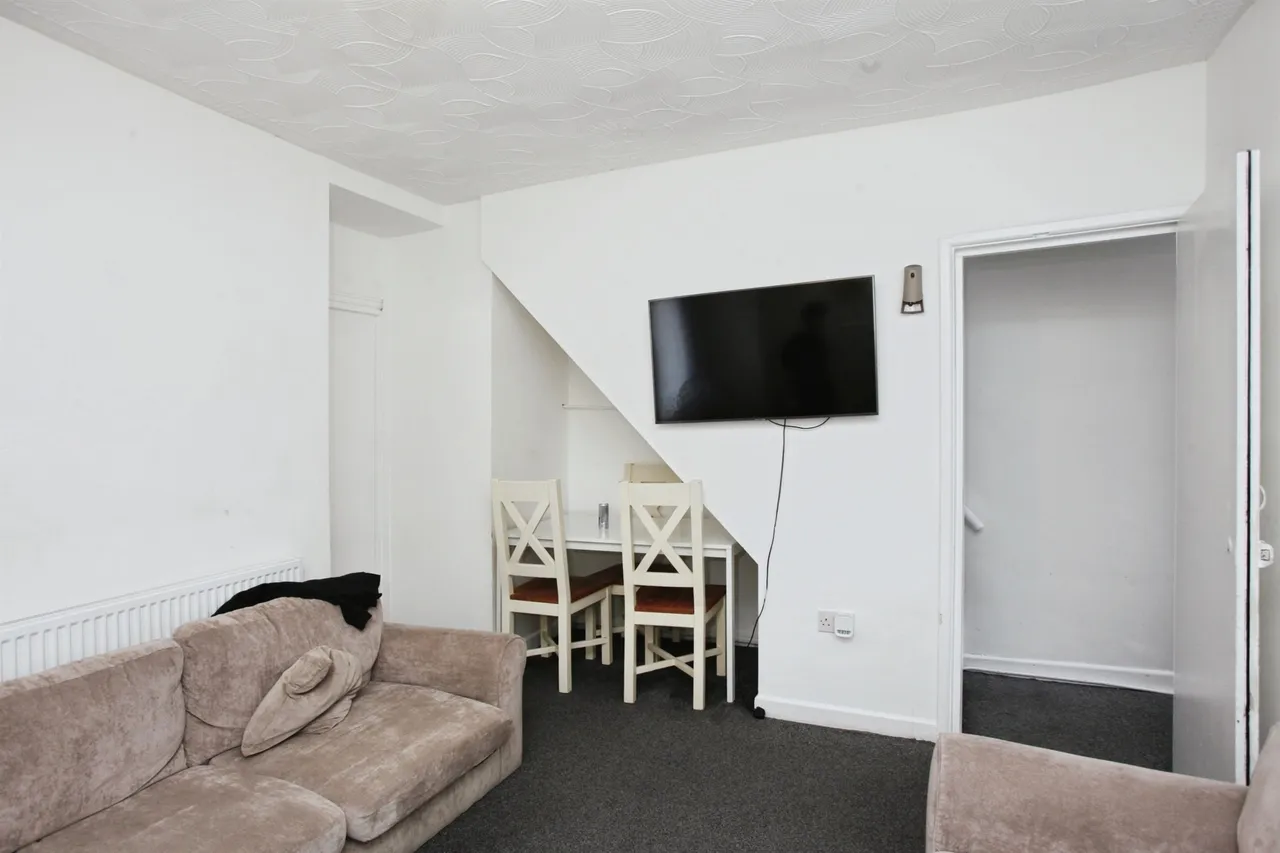 Brook Street, Pontypridd, CF37, photo 6