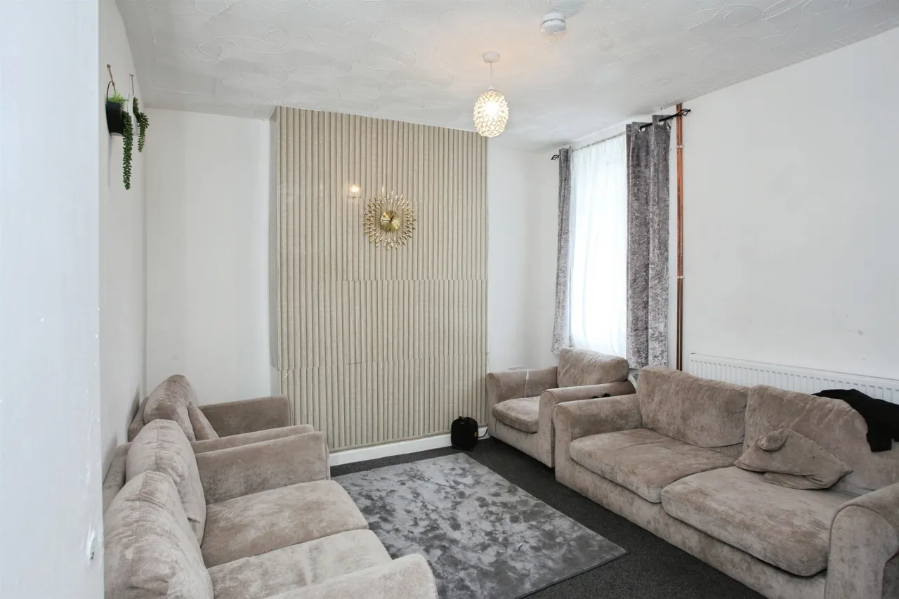 Brook Street, Pontypridd, CF37, photo 4
