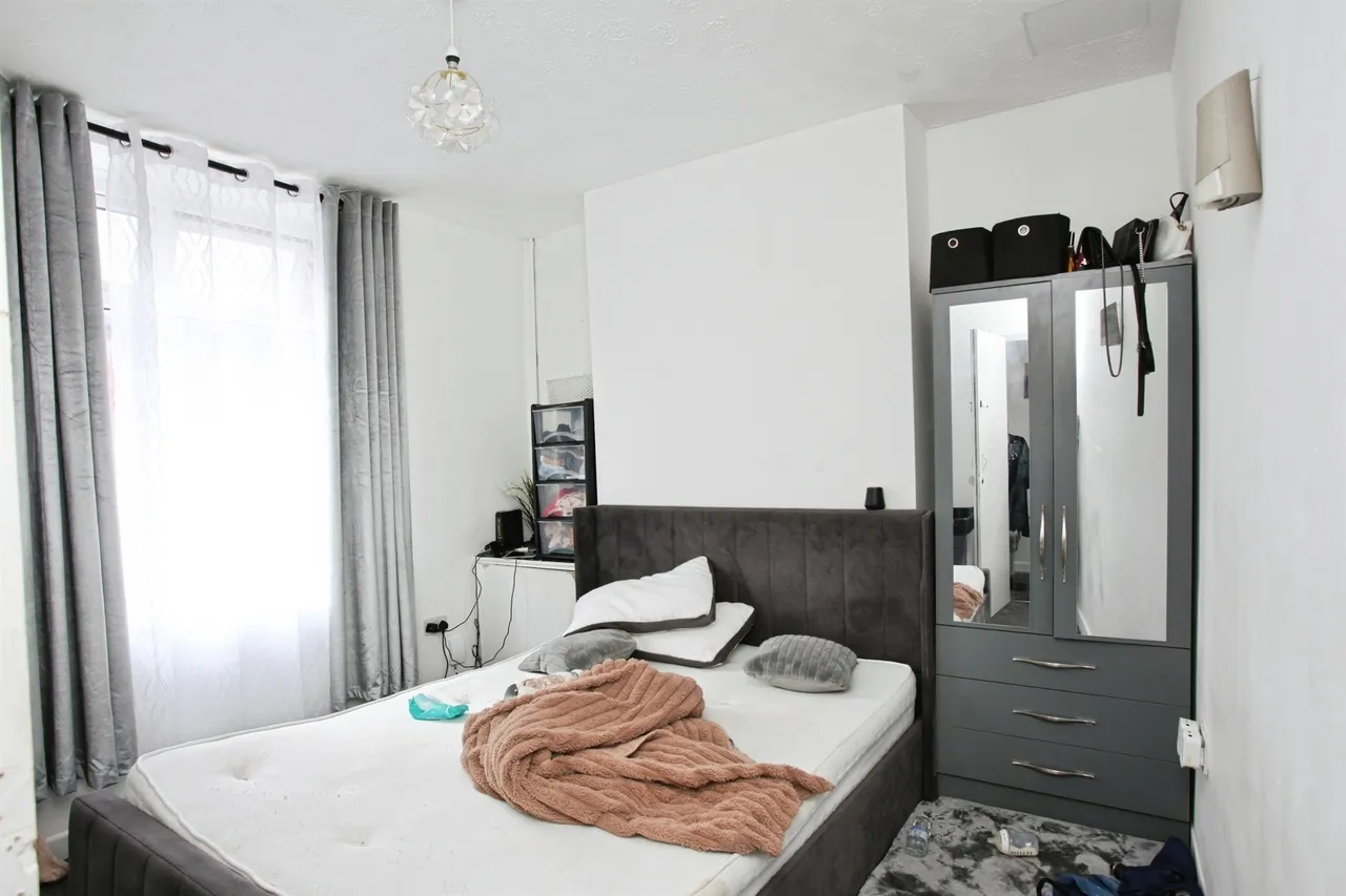 Brook Street, Pontypridd, CF37, photo 7