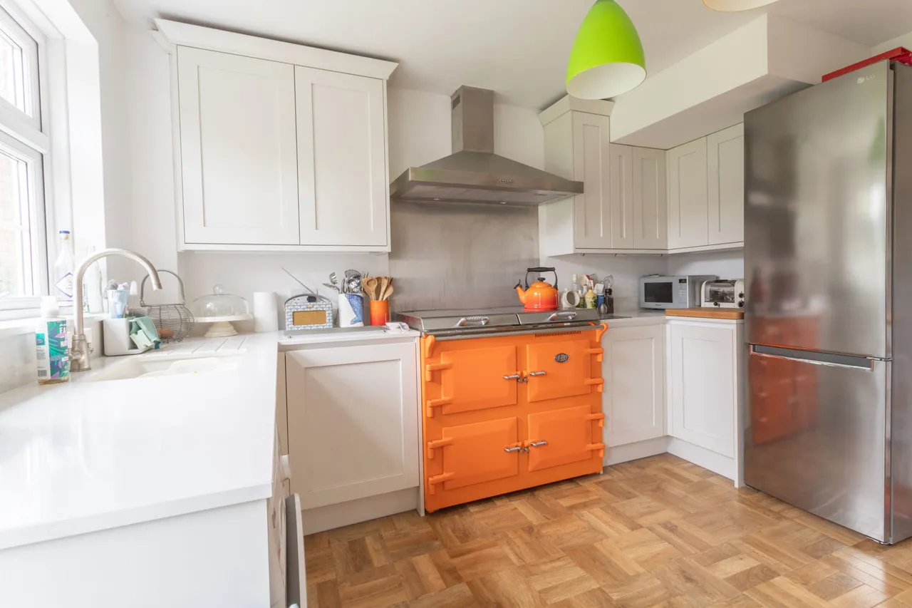 Kiln Gardens, Hartley Wintney, Hook, RG27 8RG, photo 4