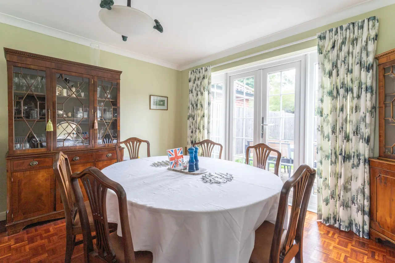 Kiln Gardens, Hartley Wintney, Hook, RG27 8RG, photo 6
