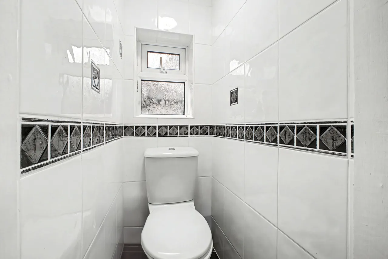 St. Georges Avenue, Timperley, WA15, photo 11