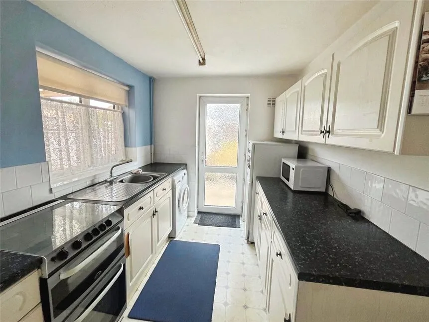 Gallagher Road, Bedworth, Warwickshire, CV12, photo 11