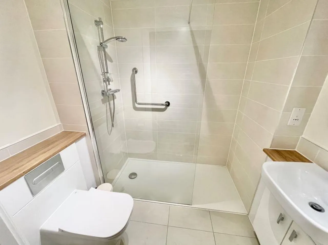 Berneslai Close, Barnsley, S70, photo 10