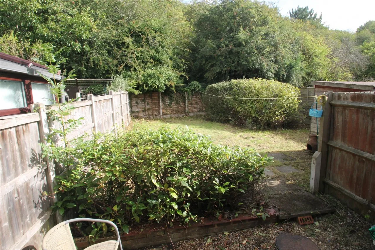 Wellfield Gardens, Dudley, photo 7