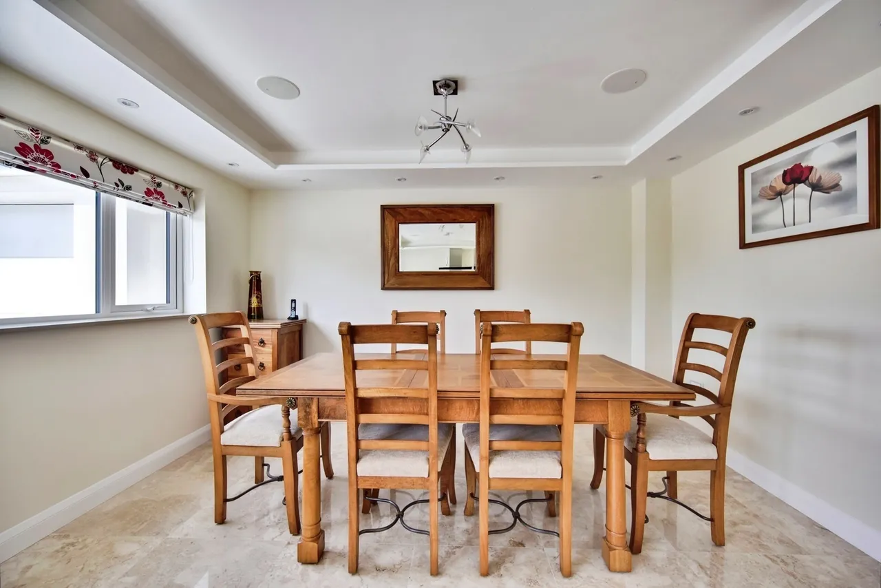 Queens Road, MAIDSTONE, Kent, ME16, photo 6