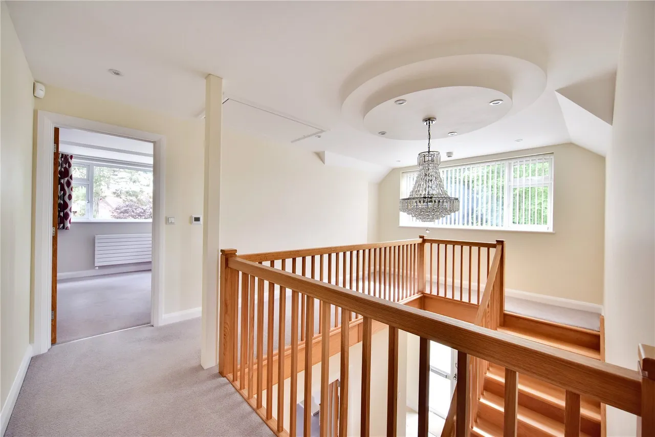Queens Road, MAIDSTONE, Kent, ME16, photo 11