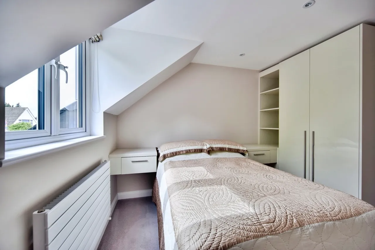 Queens Road, MAIDSTONE, Kent, ME16, photo 13