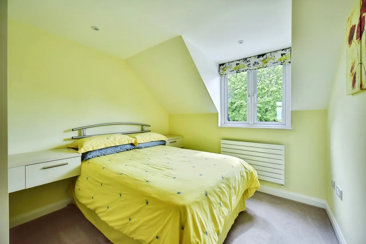 Queens Road, MAIDSTONE, Kent, ME16, photo 15