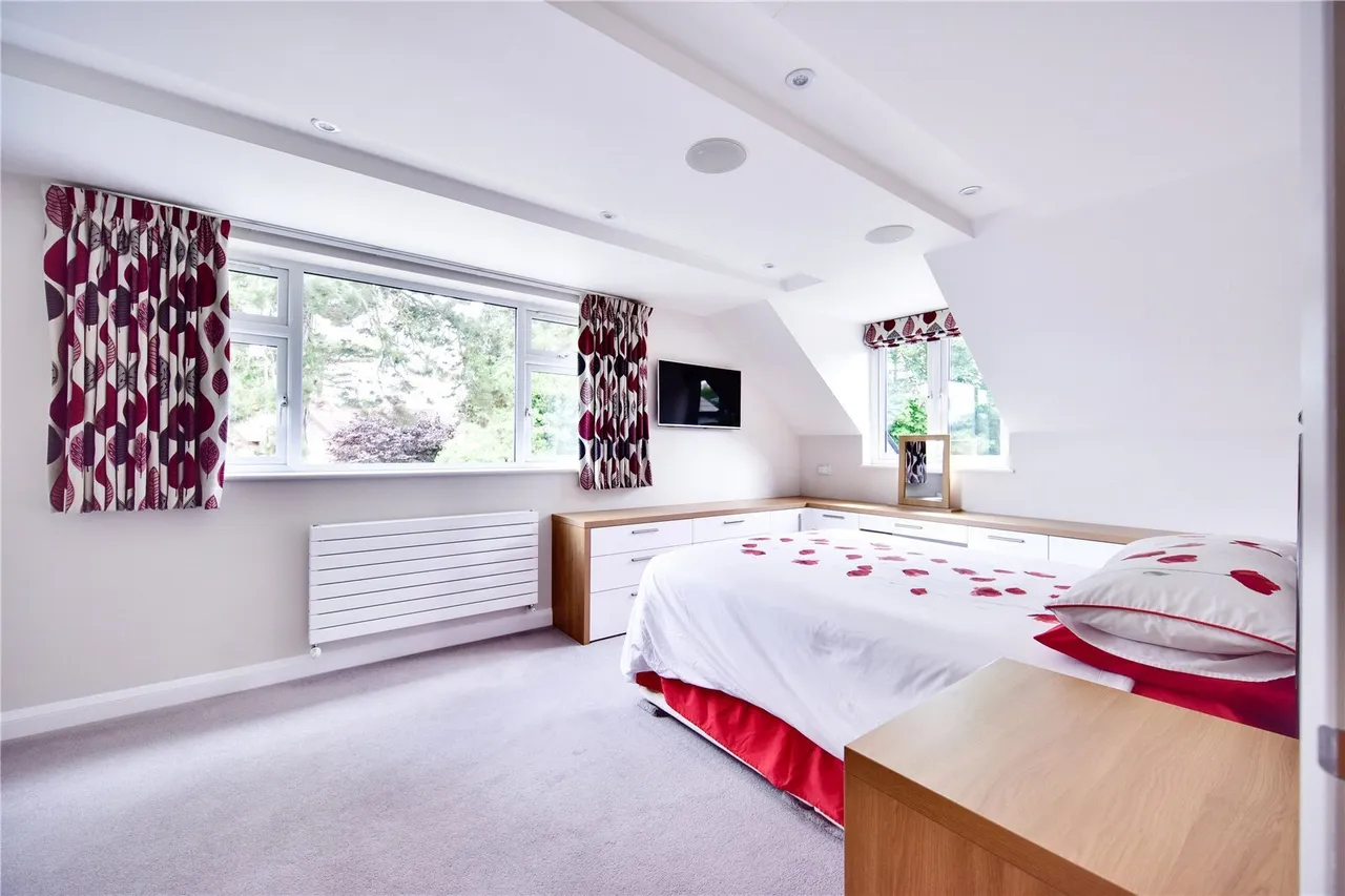 Queens Road, MAIDSTONE, Kent, ME16, photo 14