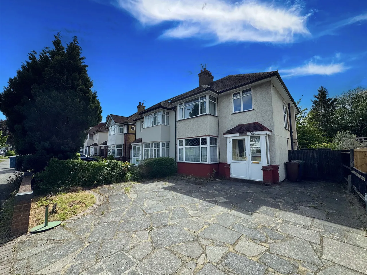 3 bed house for sale, Whitchurch Lane, Edgware, HA8
