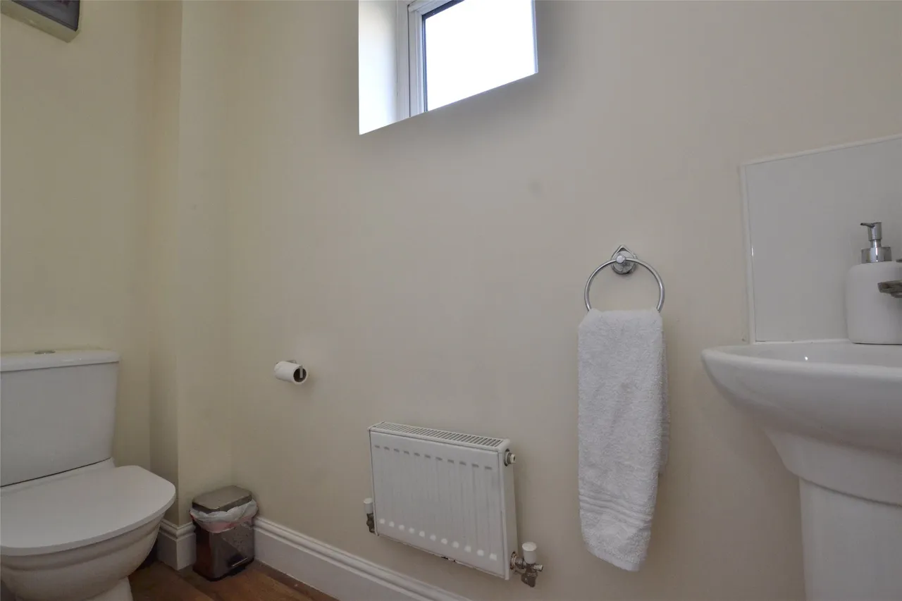 Longhorn Avenue, Gloucester, GL1 2AR, photo 5