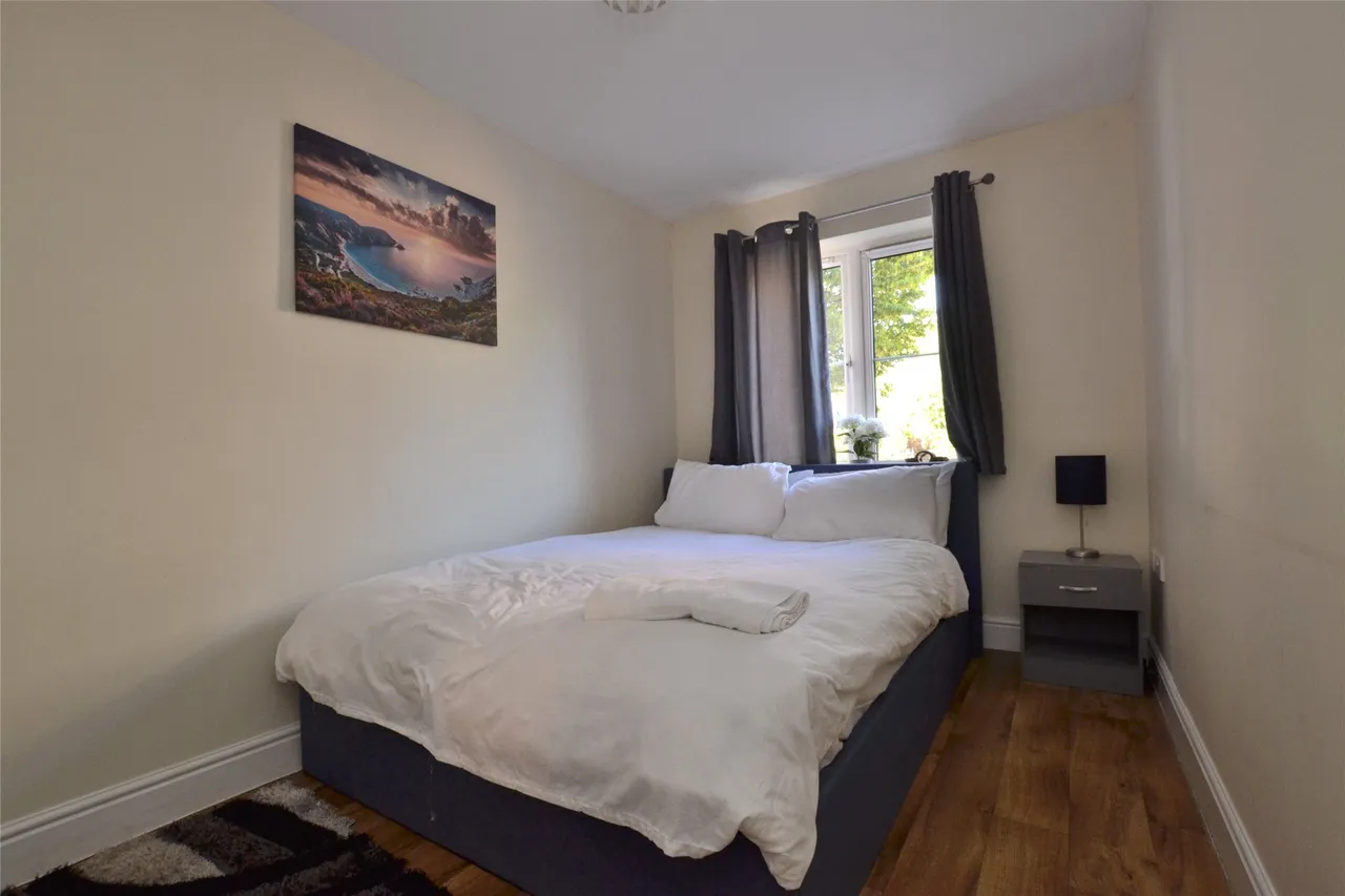 Longhorn Avenue, Gloucester, GL1 2AR, photo 4